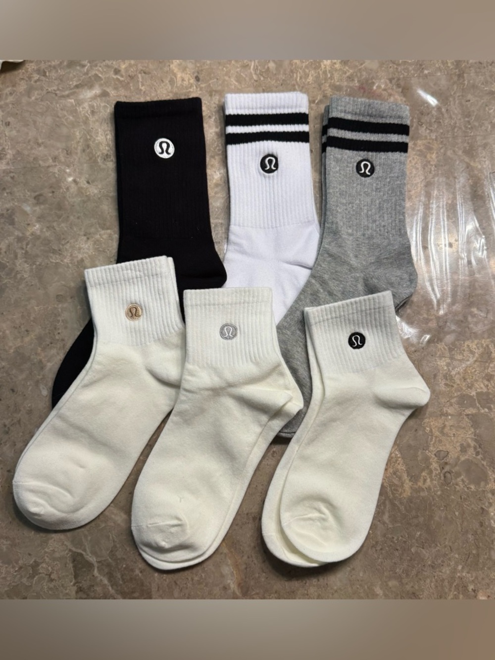 New Women’s Lululemon Athletica Socks Daily Stride Ribbed Crew Length 
6 pairs